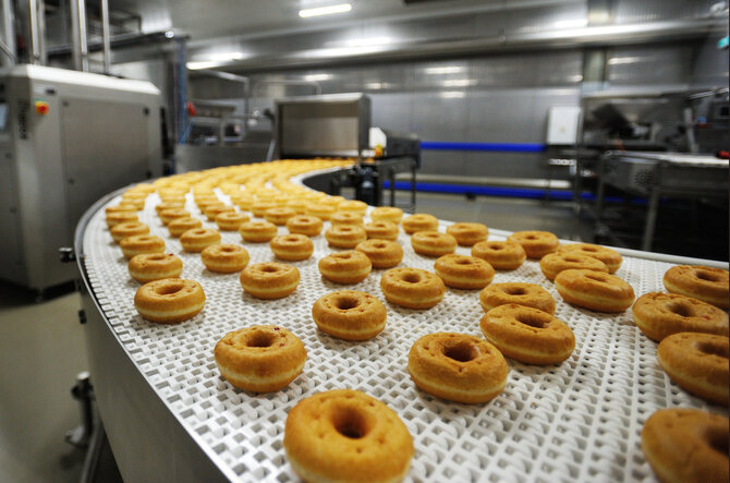 „Mantinga" nuotr./10 tūkst. donuts spurgų per valandą: kaip veikia moderni „Mantingos“ spurgų gamybos linija?