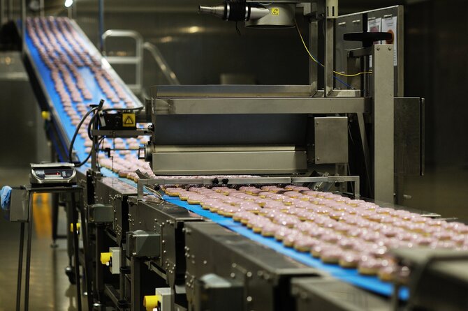 „Mantinga" nuotr./10 tūkst. donuts spurgų per valandą: kaip veikia moderni „Mantingos“ spurgų gamybos linija?