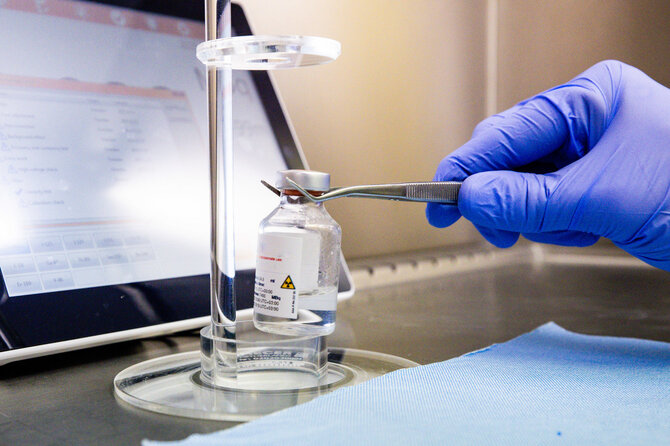 Kauno klinikų nuotr./Kauno klinikose pirmą kartą Lietuvoje pritaikytas naujas prostatos vėžio gydymo metodas 
