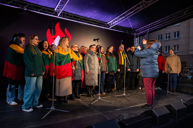 Patricija Adamovič / BNS nuotr./Protestas ,,Šalin rankas nuo laisvo žodžio“