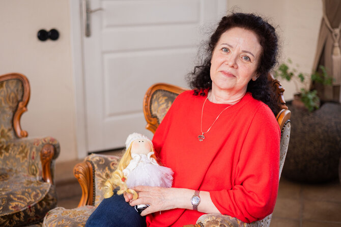 Patricija Adamovič / BNS nuotr./Asta Čmukienė ir jos kūryba