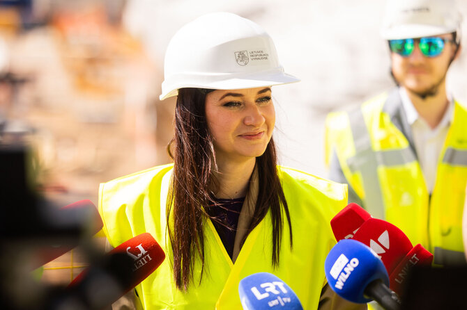 Patricija Adamovič / BNS nuotr./Spaudos konferencija dėl Nacionalinio stadiono statybų