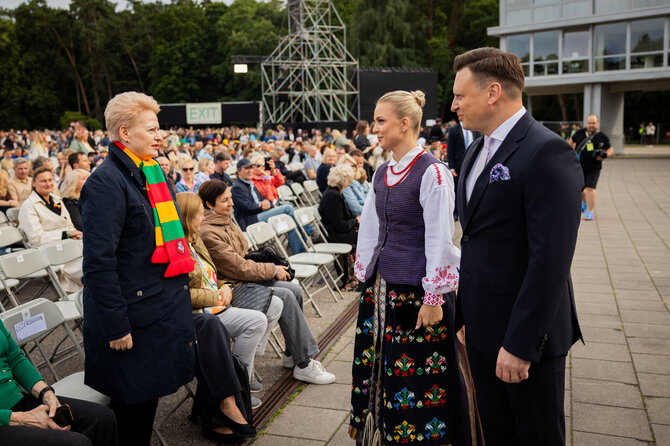 Patricija Adamovič / BNS nuotr./Dainų diena „Laiku. Ratu. Kartu“ Vingio parke