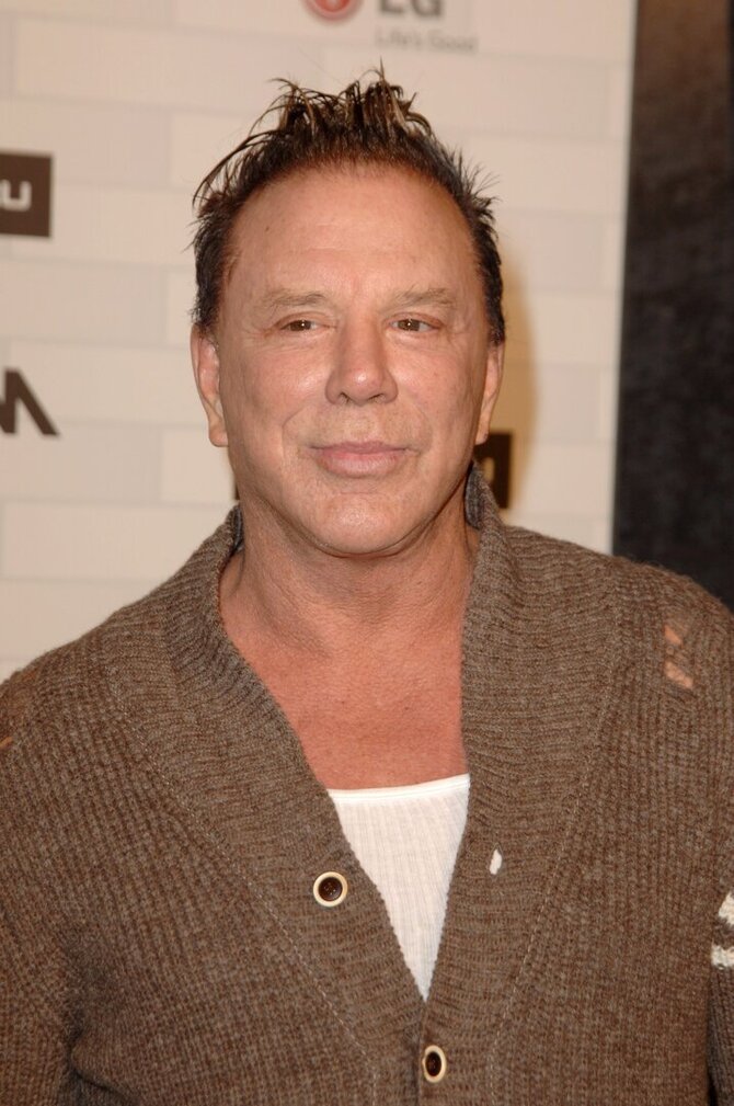 Vida Press nuotr./Mickey Rourke'as