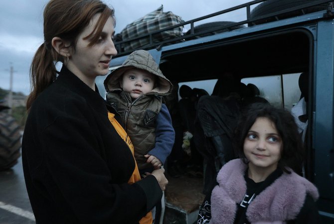 Karo pabėgėliai persikelia iš Kalnų Karabacho į Armėniją