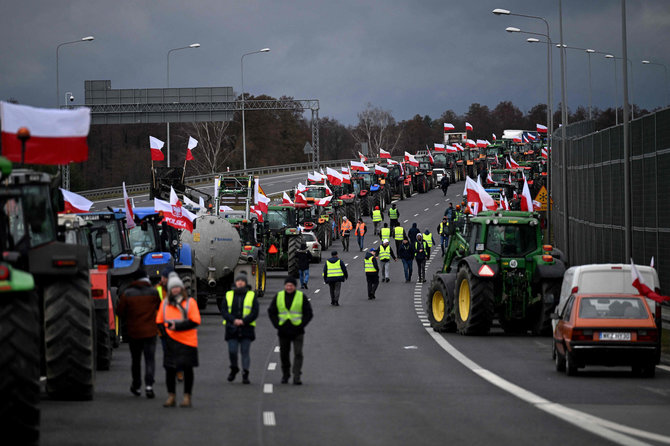 „Reuters“/„Scanpix“ nuotr./Lenkijos ūkininkų protestas