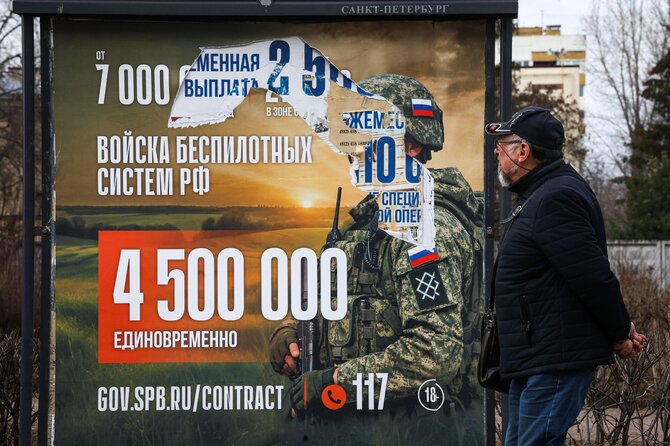 AP/ „Scanpix“/Verbavimas į Rusijos kariuomenę