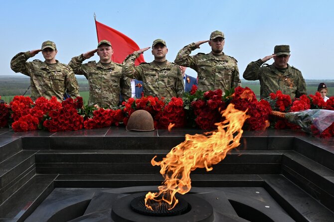 AFP/ „Scanpix“/Rusijos kariai Pergalės dienos parade
