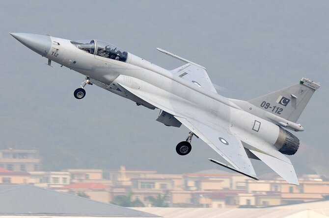 „Wikipedia“ nuotr./Naikintuvas JF-17