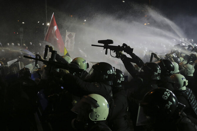 AP/„Scanpix“/Protestai Turkijoje
