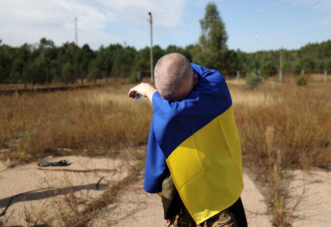 AFP/ „Scanpix“/Išlaisvintas karo belaisvis Ukrainoje
