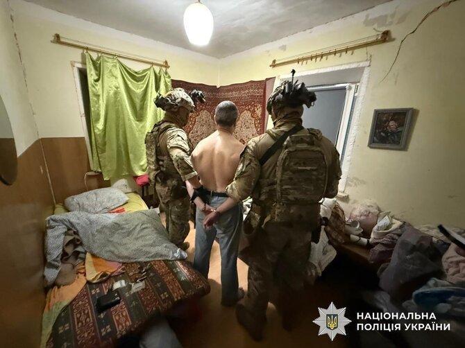 Ukrainos nacionalinė policija/ „Telegram“/Sulaikytas Andrijaus Parubijaus žudikas