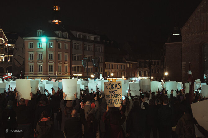Valsts policija/ „Facebook“/Protestas Rygoje prieš pasitraukimą iš Stambulo konvencijos