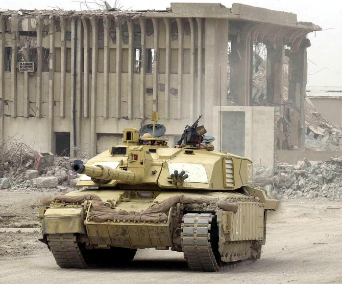 „Reuters“/„Scanpix“/Britų tankas „Challenger 2“ Irake