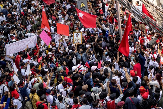 „AFP“/„Scanpix“/Protestas prie Mianmaro ambasados Bankoke, Tailande