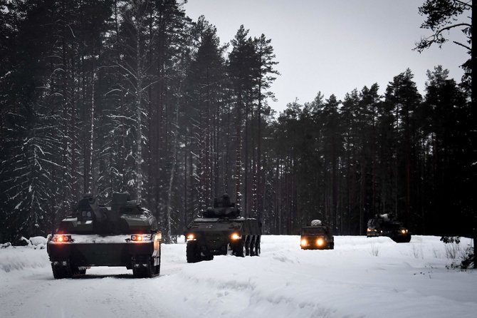 „AFP“/„Scanpix“/NATO karinės pratybos Estijoje, už 100 km nuo Rusijos sienos