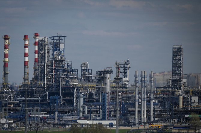 „AFP“/„Scanpix“/Rusijos naftos gamintojo „Gazprom“ naftos perdirbimo gamykla
