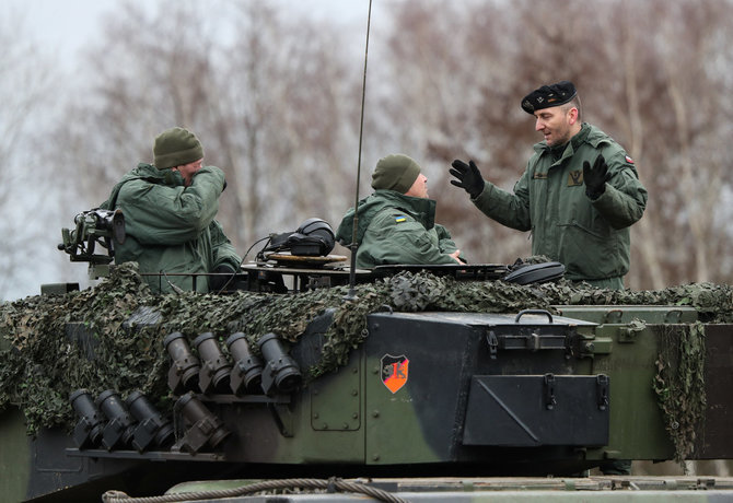 „Reuters“/„Scanpix“/Ukrainos kariai Lenkijoje