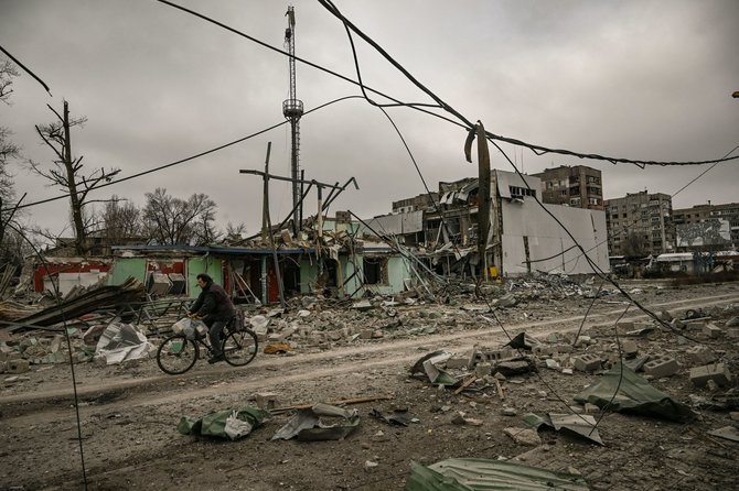 „AFP“/„Scanpix“/Karo sugriautas Adijivkos miestas
