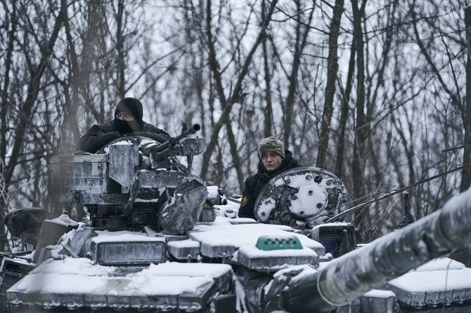 „AP“/„Scanpix“/Ukrainos kariai fronto linijoje prie Bachmuto