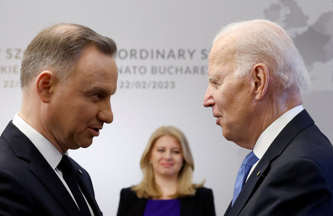 „Reuters“/„Scanpix“/Lenkijos prezidentas Andrzejus Duda ir JAV lyderis Joe Bidenas