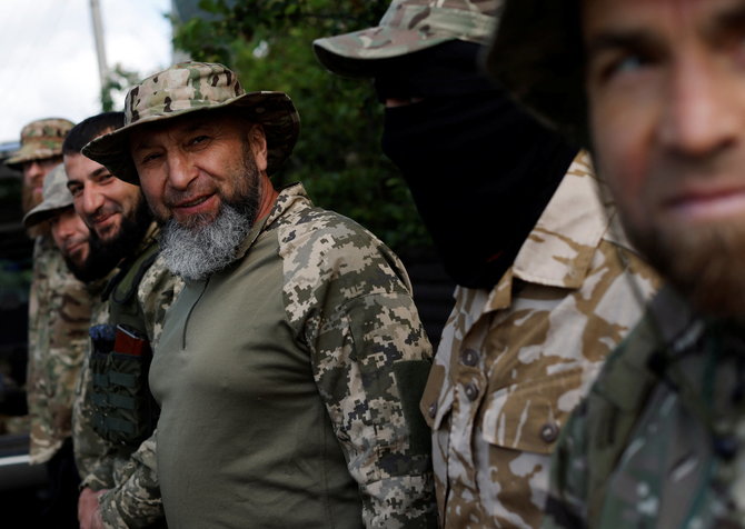 „Reuters“/„Scanpix“/Ukrainos Krymo totorių batalionas
