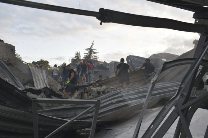 „AP“/„Scanpix“/Restorano griuvėsiai Kramatorske