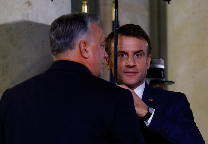 „Reuters“/„Scanpix“/Vengrijos ministras pirmininkas Viktoras Orbanas ir Prancūzijos prezidentas Emmanuelis Macronas
