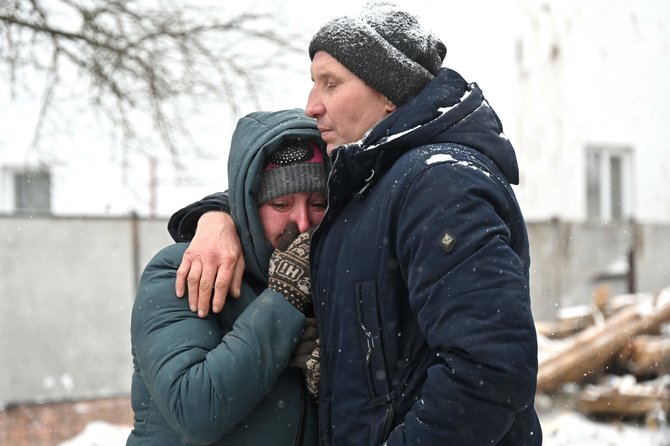 „AFP“/„Scanpix“/Ukrainos Charkivo srities gyventojai