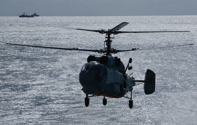 TASS/Rusijos karinių jūrų pajėgų sraigtasparnis Ka-27