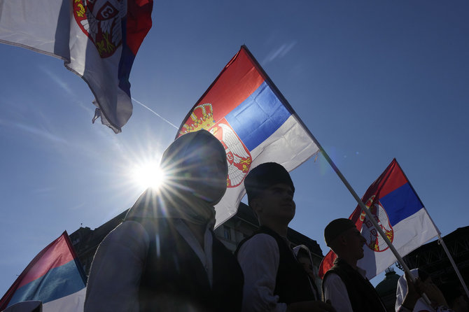 „AP“/„Scanpix“/Serbijos vėliava