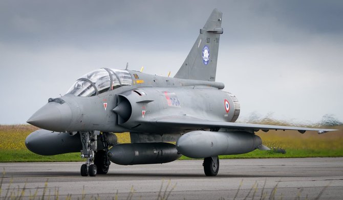 Socialinių tinklų nuotrauka/Prancūzų naikintuvas „Mirage 2000“