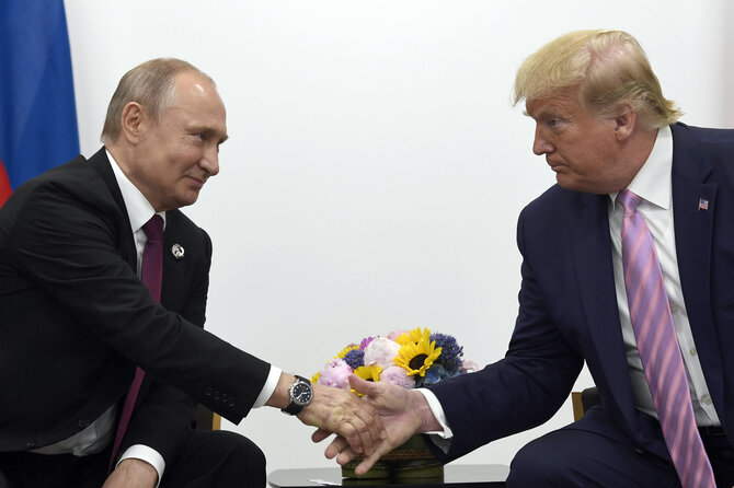„AP“/„Scanpix“/Vladimiras Putinas ir Donaldas Trumpas