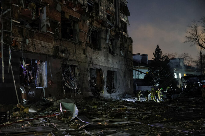 „Reuters“/„Scanpix“/Rusijos atakos padariniai Kyjive