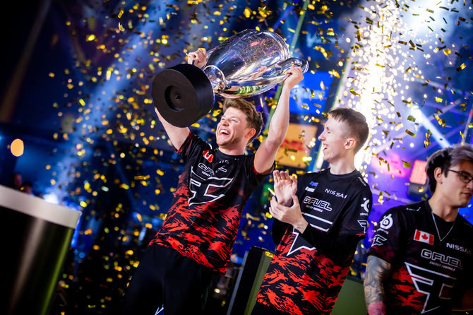 ESL nuotr./2022 metų čempionai „FaZe“