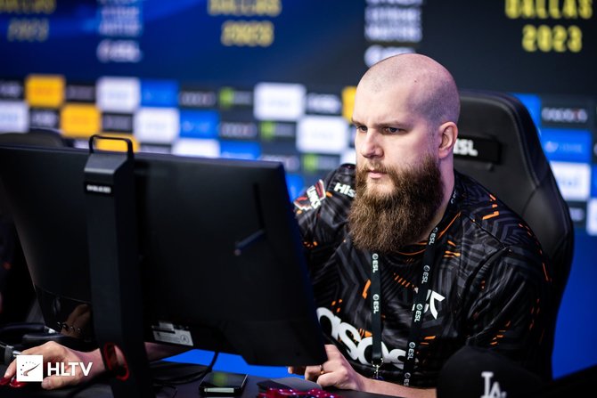 HLTV nuotrauka/„f0rest“ ir vėl grįžo į sceną