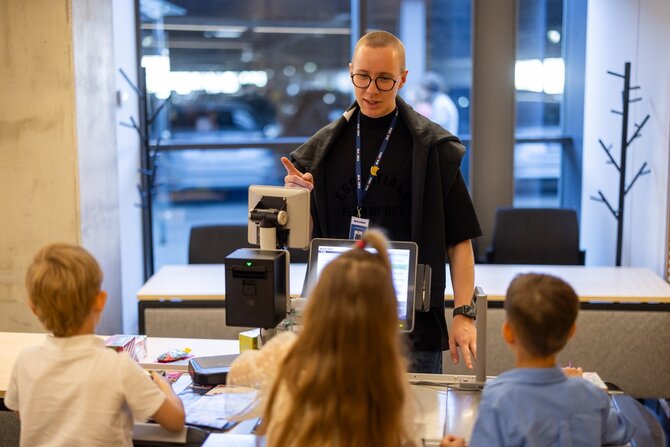 Bendrovės nuotr./Vaikų diena MAXIMA LT centriniame biure