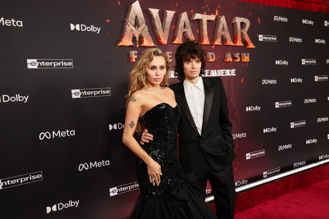 „Scanpix“ nuotr./Miley Cyrus ir Maxx Morando