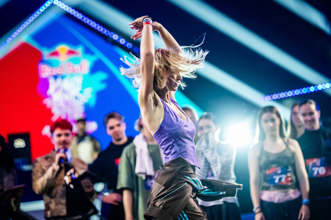 Vytauto Dranginio nuotr./Šokių kovų „Red Bull Dance Your Style“ akimirka