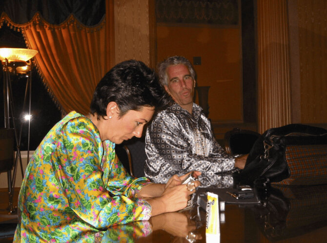 Vida Press nuotr./Ghislaine Maxwell ir Jeffrey Epsteinas