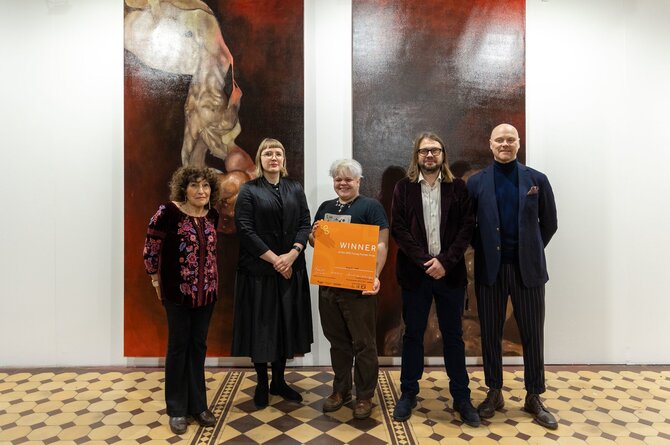 K.Loris nuotr. /Komisijos nariai ir laimėtojas