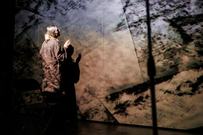 L.Masio/Valstybinio jaunimo teatro nuotr. /Viktorija Kuodytė. Spektaklis „Menka detalė“ (rež. Adomas Juška)