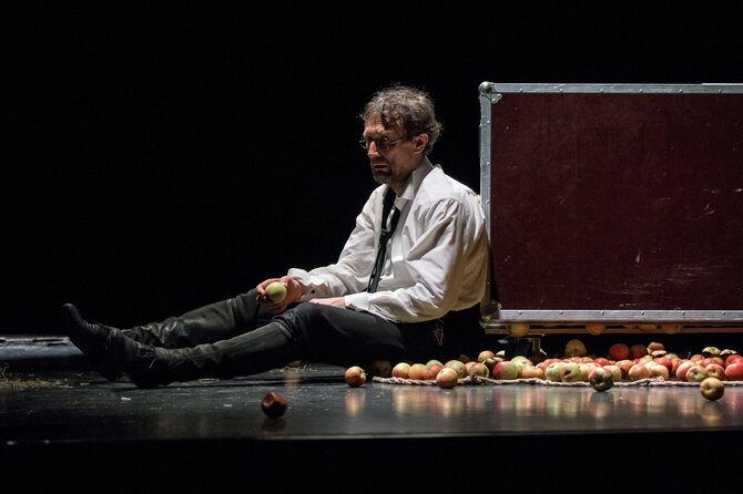 L.Vansevičienės/Valstybinio jaunimo teatro nuotr. /Aleksas Kazanavičius spektaklyje „Don Kichotas“ (rež. Adomas Juška)