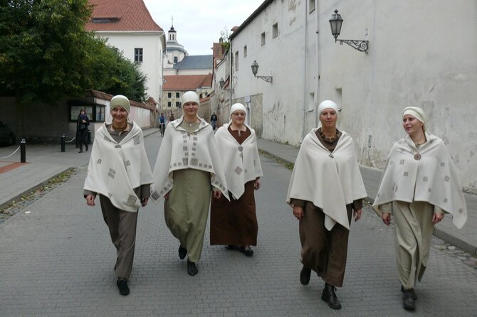 Ansamblio nuotr. /Ansamblis „Trys keturiose“