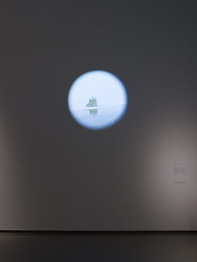 Lauryno Skeisgielos/NDG nuotr. /Ruth Maclennan „Ledlaužio svajojimas“ (Icebreaker Dreaming), 2020, instaliacijos vaizdas