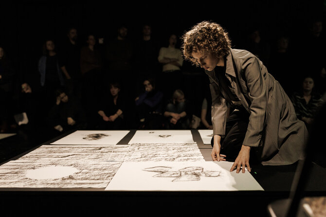 L.Masio/Valstybinio jaunimo teatro nuotr. /Rūta Jonikaitė spektaklyje „Menka detalė“ (rež. Adomas Juška)
