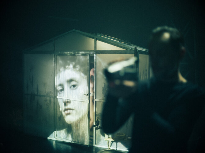 M.Norvaišo/Valstybinio jaunimo teatro nuotr./Rūta Jonikaitė spektaklyje „Chroma“ (rež. Naubertas Jasinskas, Maksym Teteruk)