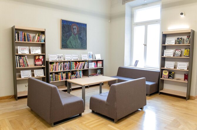 A.Mickevičiaus bibliotekos/M.Masaičio nuotr. /Komiksų skaitykla Adomo Mickevičiaus viešojoje bibliotekoje