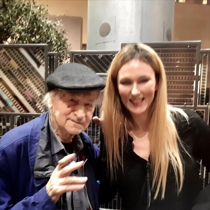 Jonas Mekas, Miglė Rimaitytė-Gumbrienė. Festivalio archyvo nuotr. /Užupyje – Niujorko avangardo dvasia: į Vilnių atvyksta Andy Warholo bendražygė Bibbe Hansen