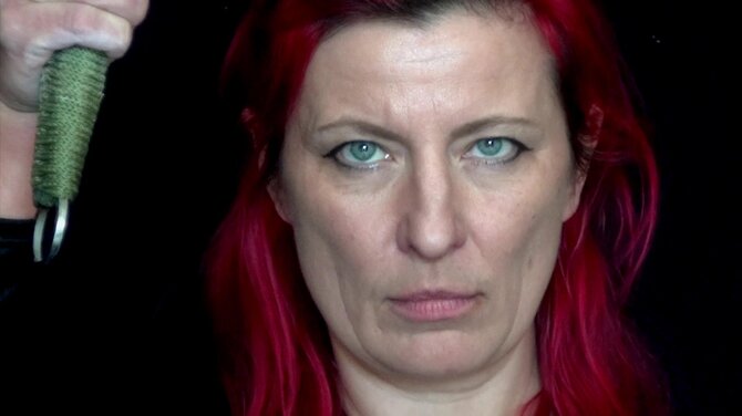 Lietuvos nacionalinio dailės muziejaus nuotr. /Jurga Barilaitė. Kadras iš videoperformanso „Paduok, sesule, kardą“, 2022